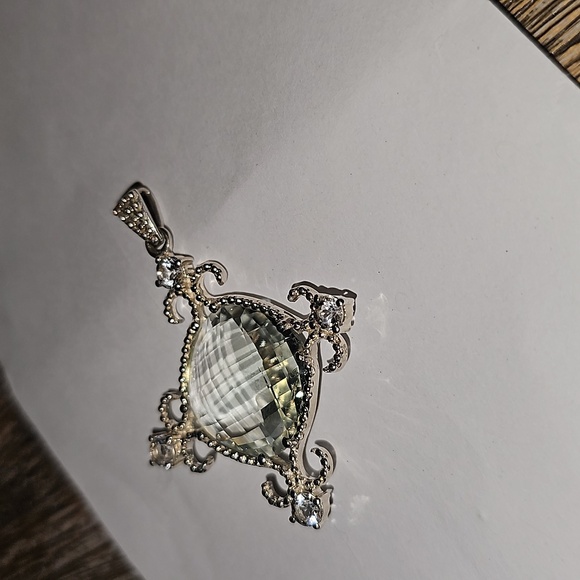 New Prasiolite and topaz Sterling Silver Pendant. Green Amethyst 💚 - Picture 3 of 6